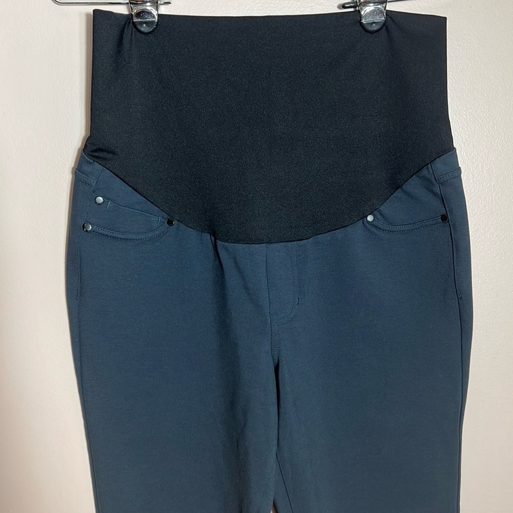 Liverpool Ponte Maternity Leggings - Picture 2 of 7